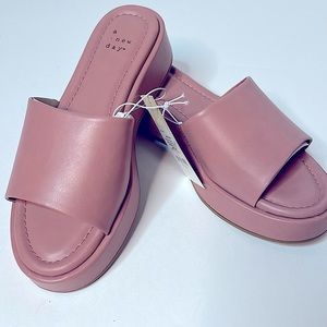 A New Day Pink Carlita WIDE WIDTH Wedge Slip On Platform Sandal in NEW